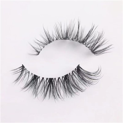 Nye Invisible Lash Band Matte Velvet Lashes